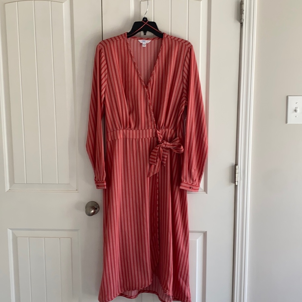 NWT Time & Tru long dress never worn in great condition